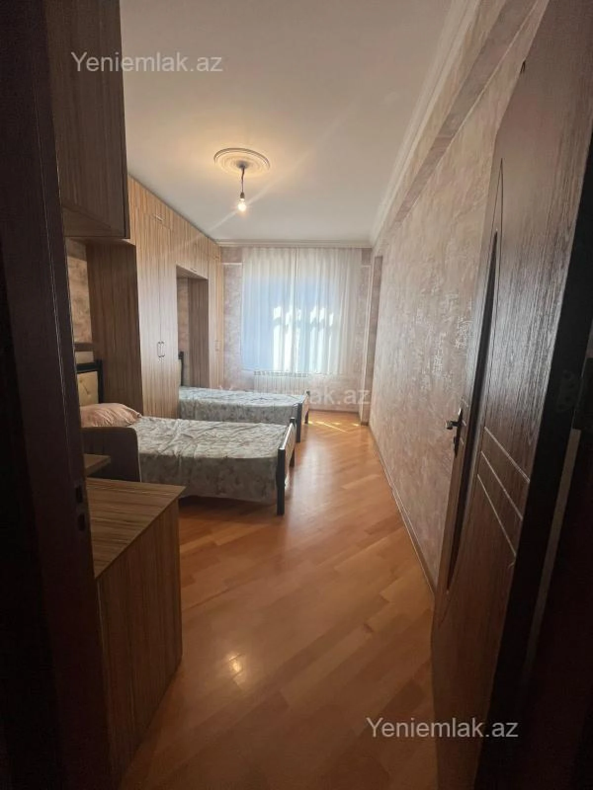Satılır 3 otaqlı yeni tikili 130 m²