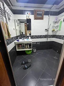 Satılır 3 otaqlı yeni tikili 130 m²