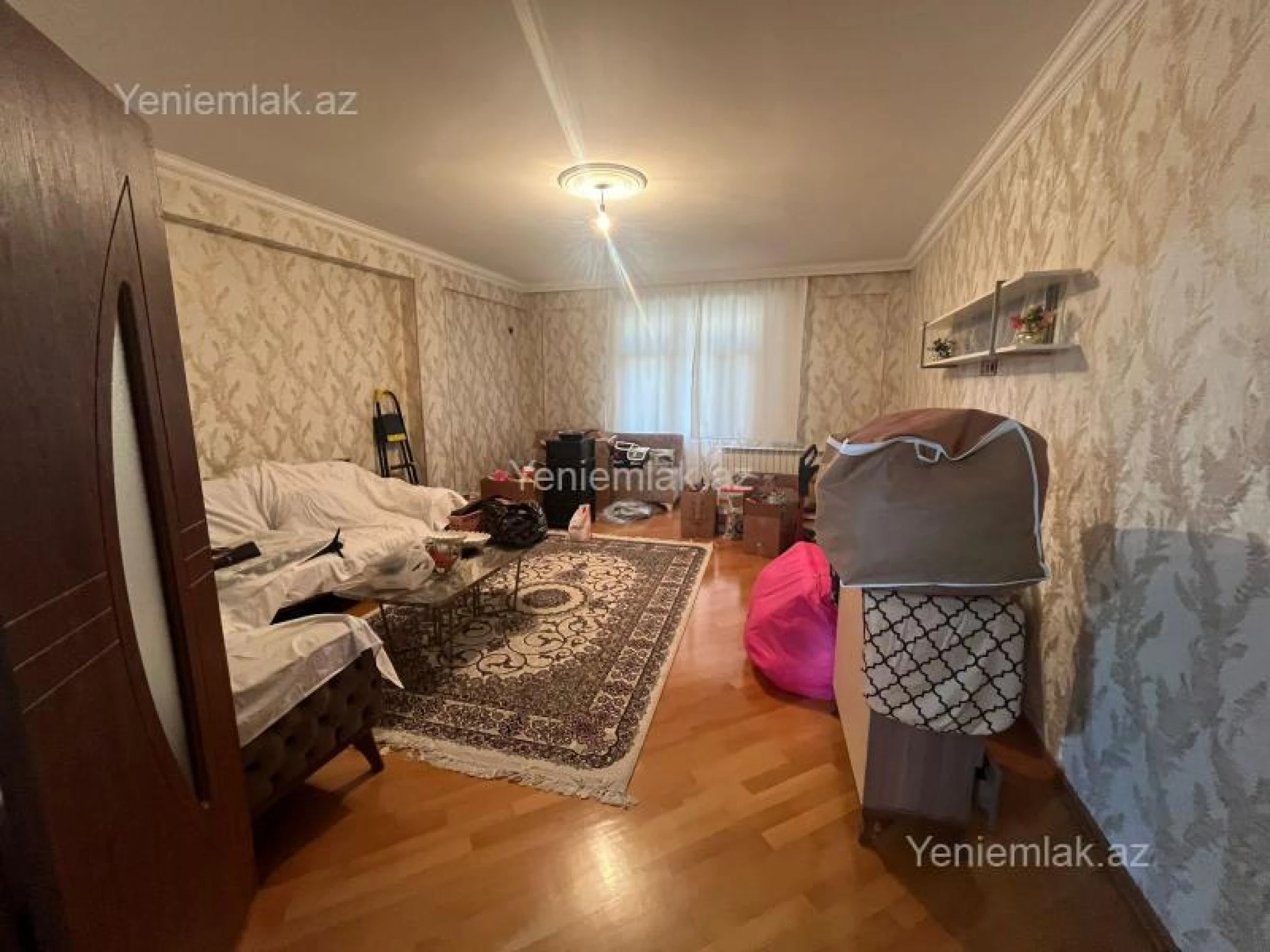 Satılır 3 otaqlı yeni tikili 130 m²