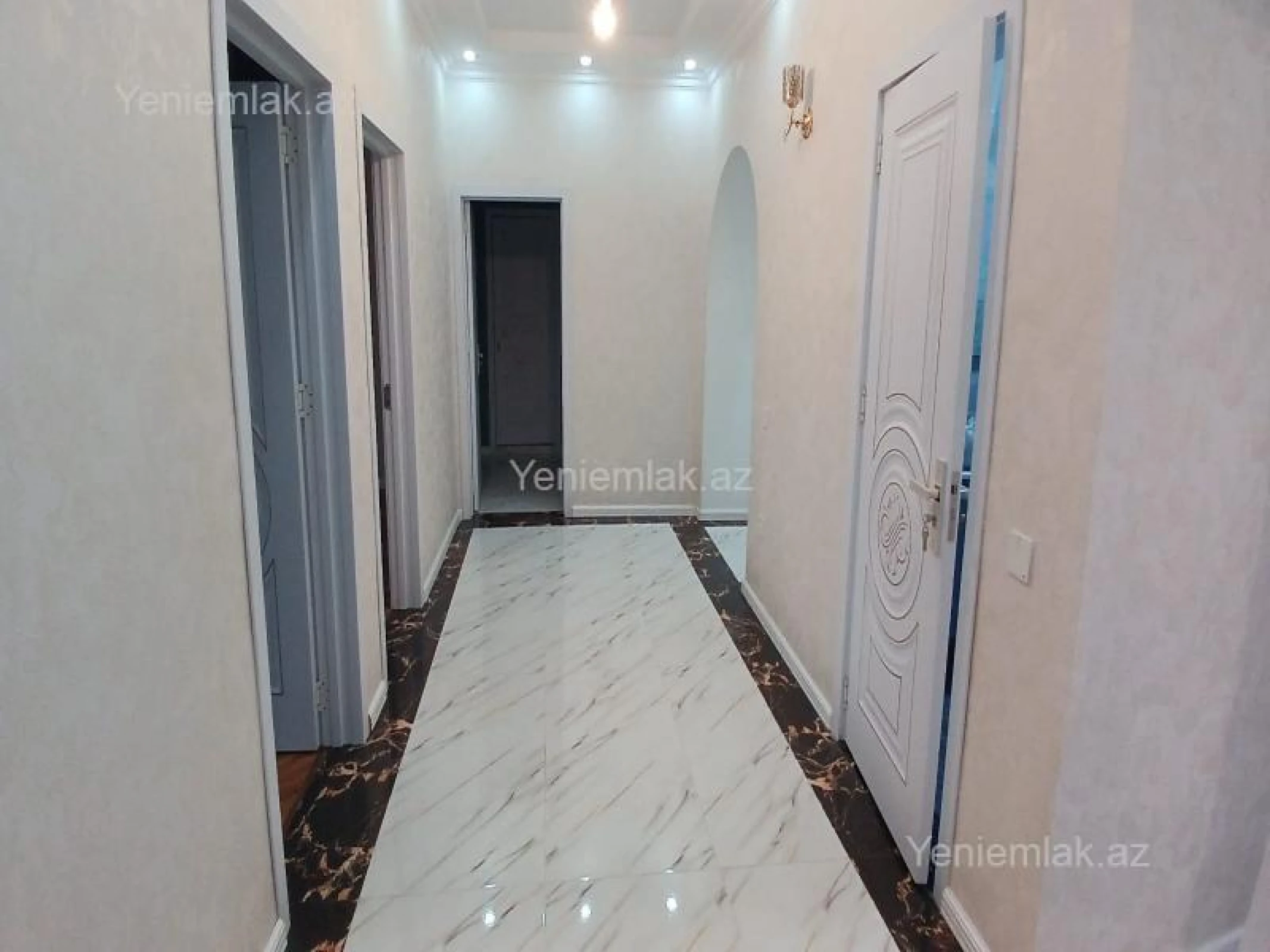 Satılır 4 otaqlı yeni tikili 178 m²