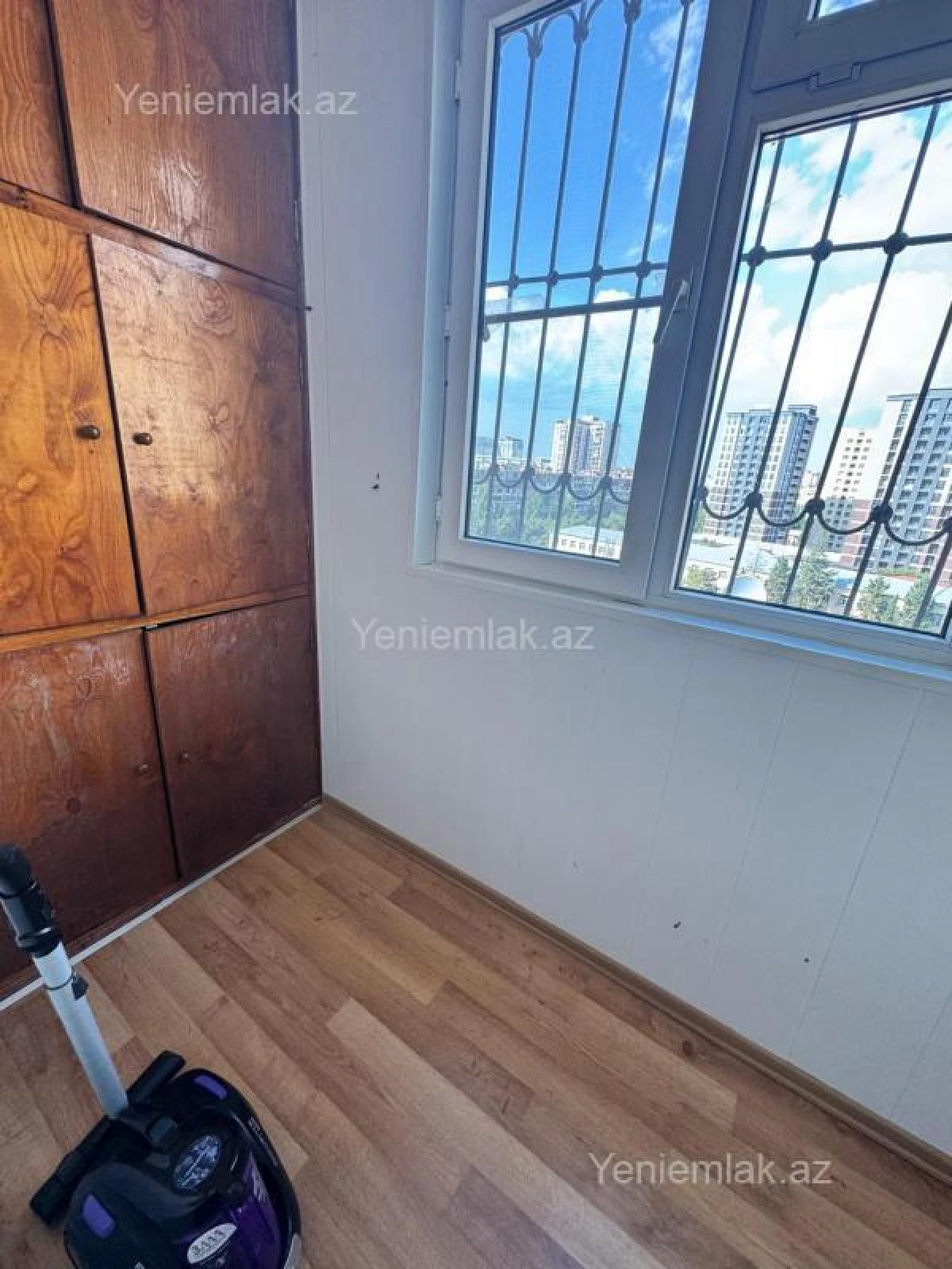 Satılır 2 otaqlı köhnə tikili 65 m²