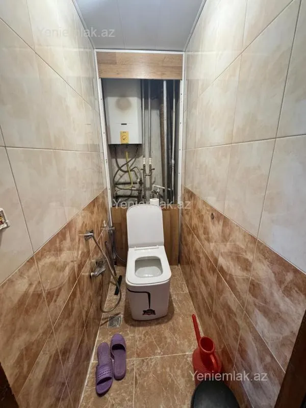 Satılır 2 otaqlı köhnə tikili 65 m²
