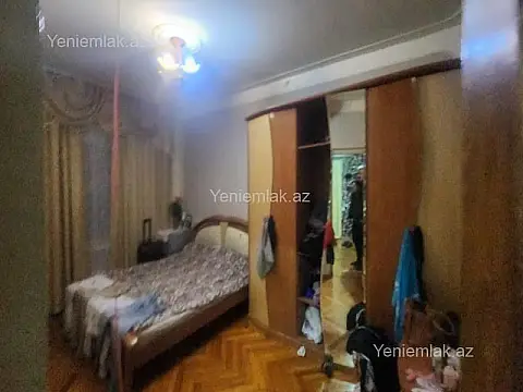 Satılır 3 otaqlı köhnə tikili 85 m²