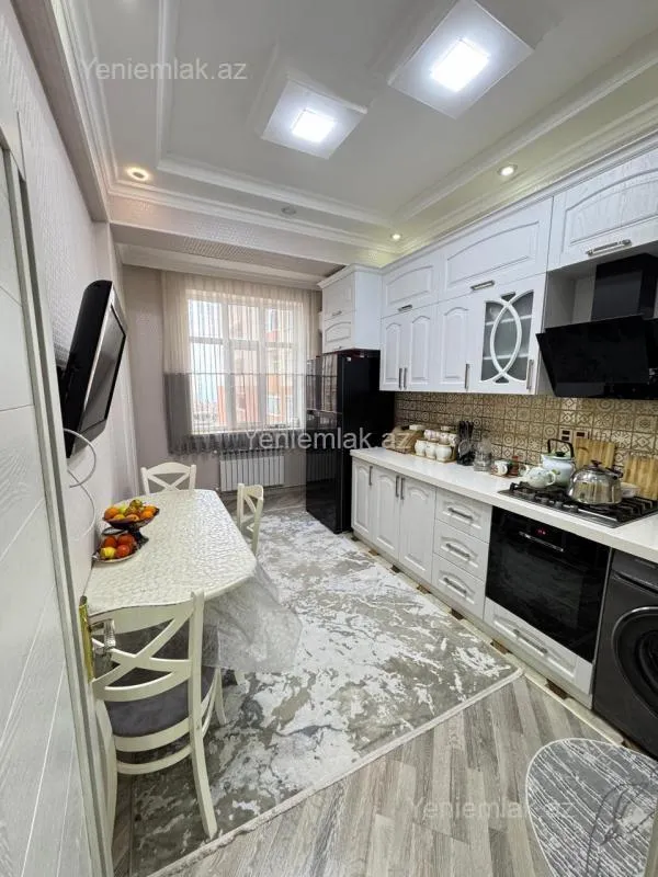 Satılır 3 otaqlı yeni tikili 94 m²