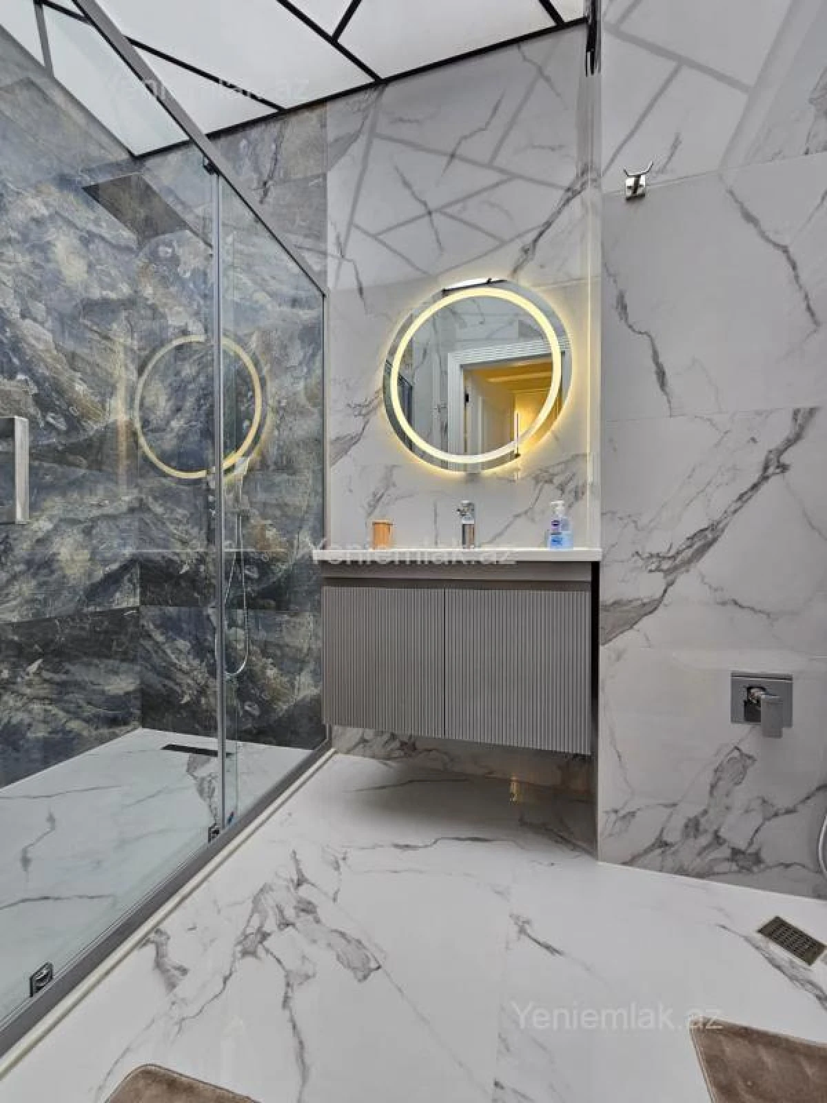 Satılır 2 otaqlı yeni tikili 66 m²