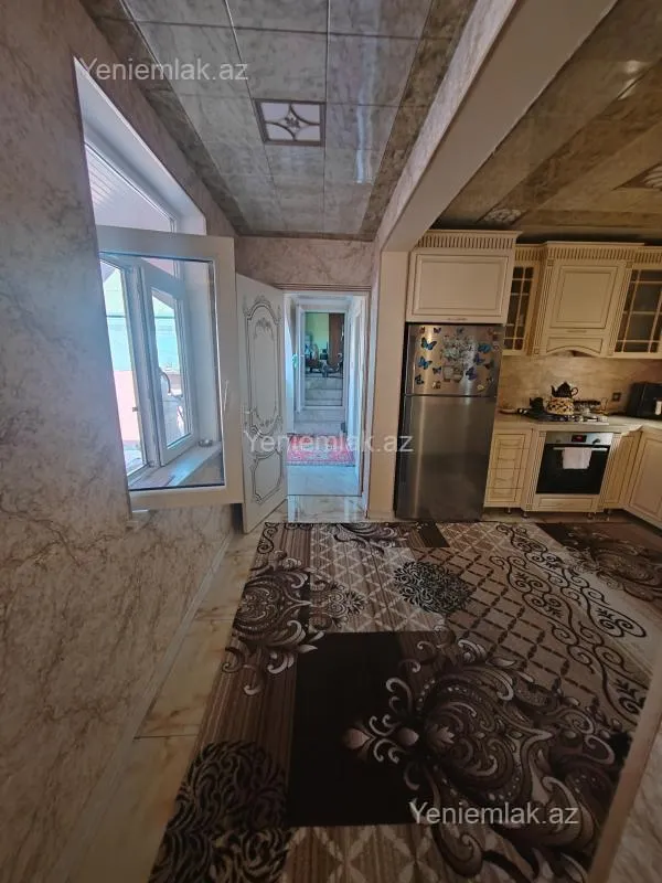 Satılır 5 otaqlı həyət evi 140 m²