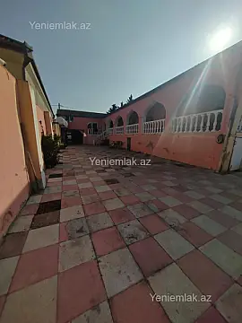 Satılır 5 otaqlı həyət evi 140 m²