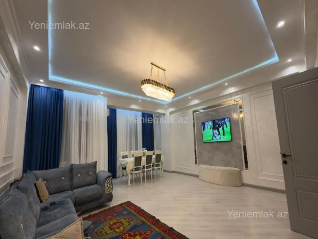 Satılır 3 otaqlı yeni tikili 132 m²