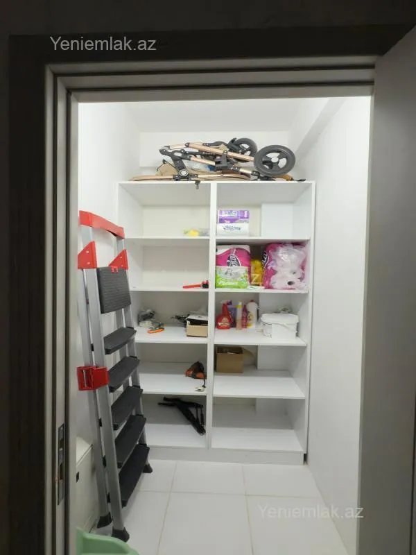 Satılır 3 otaqlı yeni tikili 132 m²