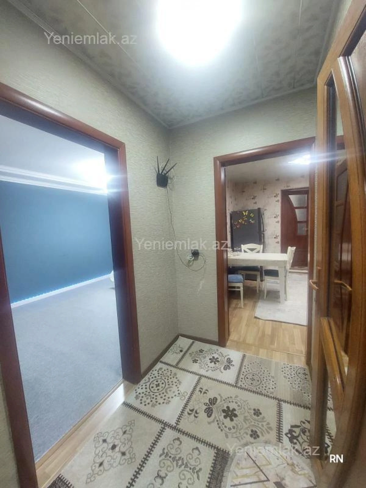 Satılır 3 otaqlı köhnə tikili 90 m²