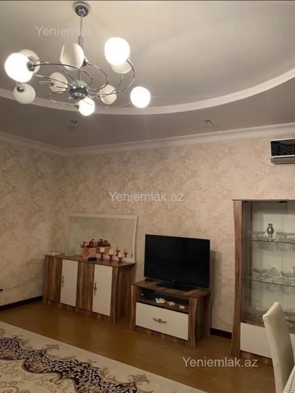 Satılır 3 otaqlı yeni tikili 155 m²