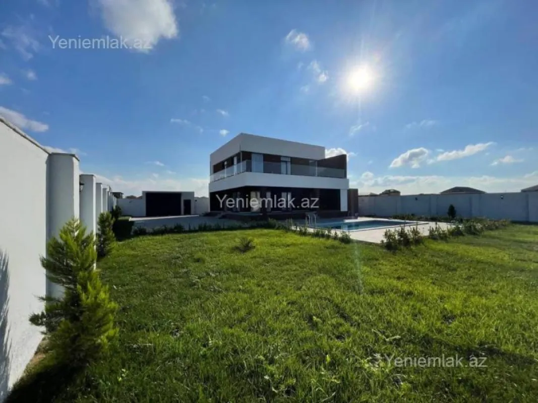 Satılır 5 otaqlı həyət evi 400 m²