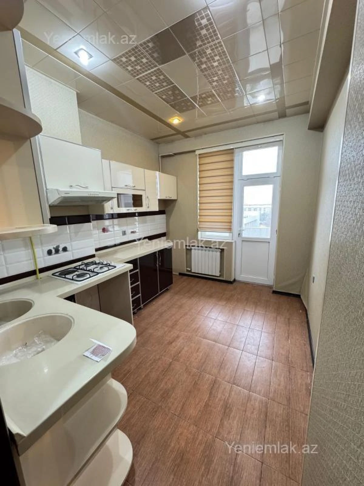 Satılır 3 otaqlı yeni tikili 94 m²