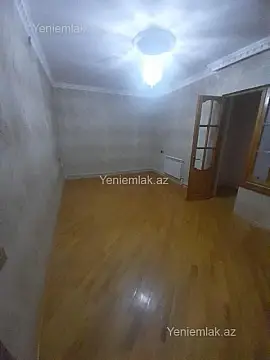 Satılır 2 otaqlı köhnə tikili 69 m²