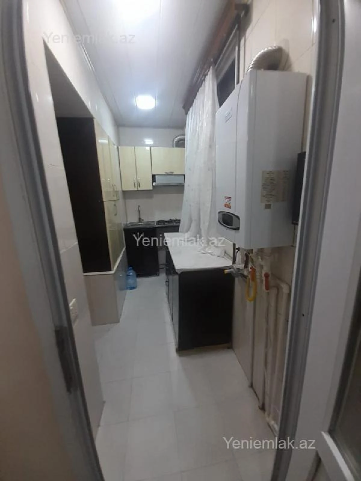 Satılır 2 otaqlı köhnə tikili 69 m²