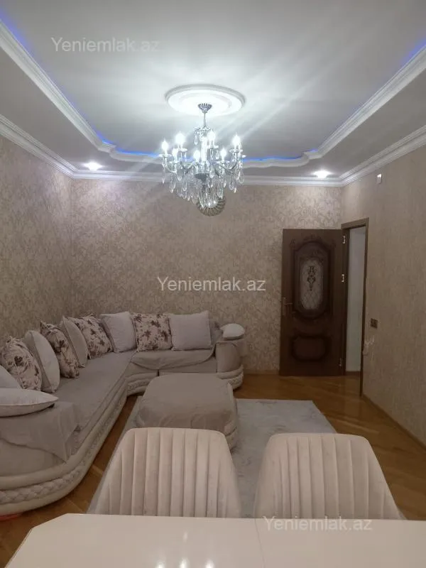 Satılır 3 otaqlı köhnə tikili 70 m²