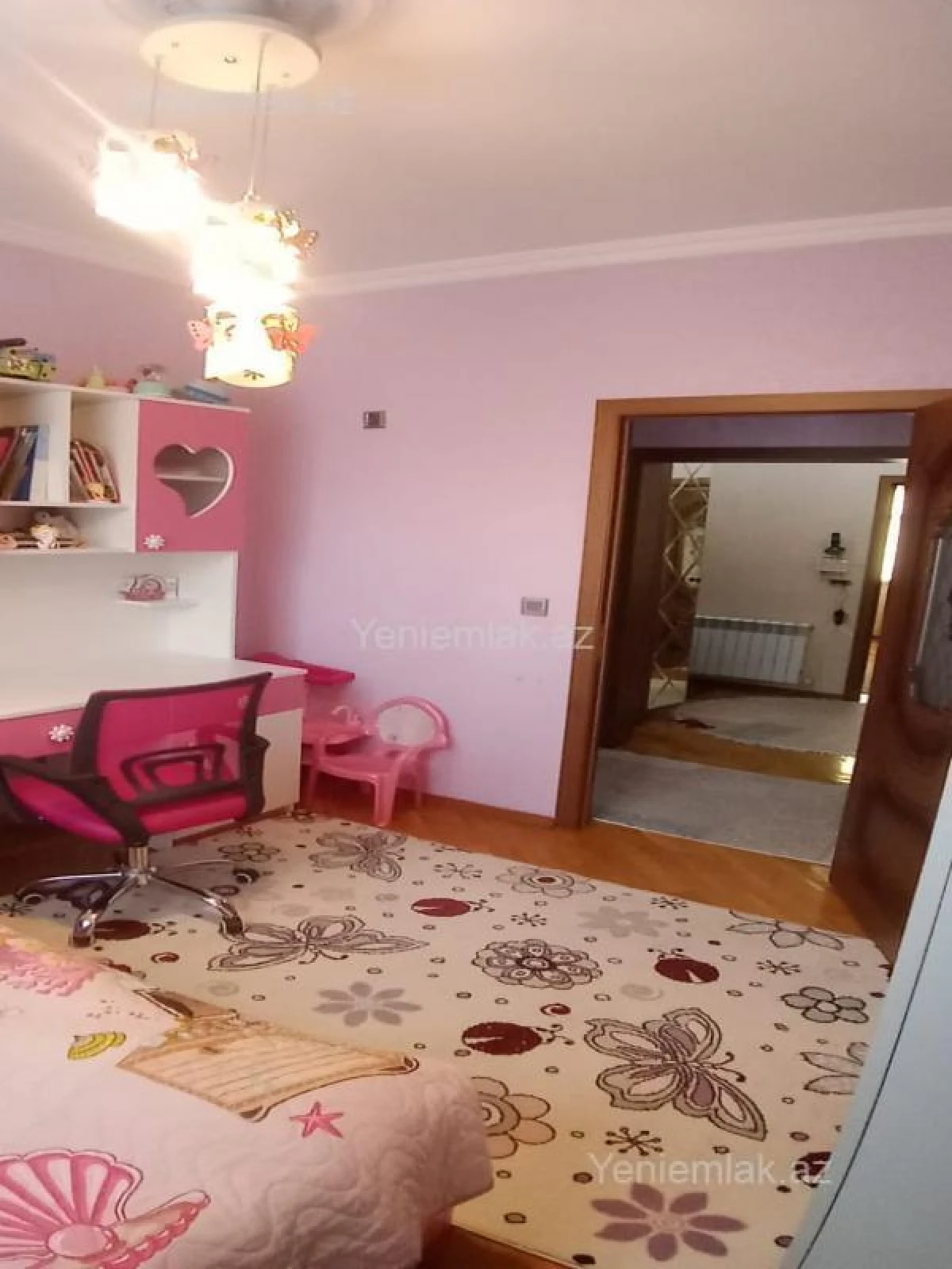 Satılır 3 otaqlı köhnə tikili 70 m²