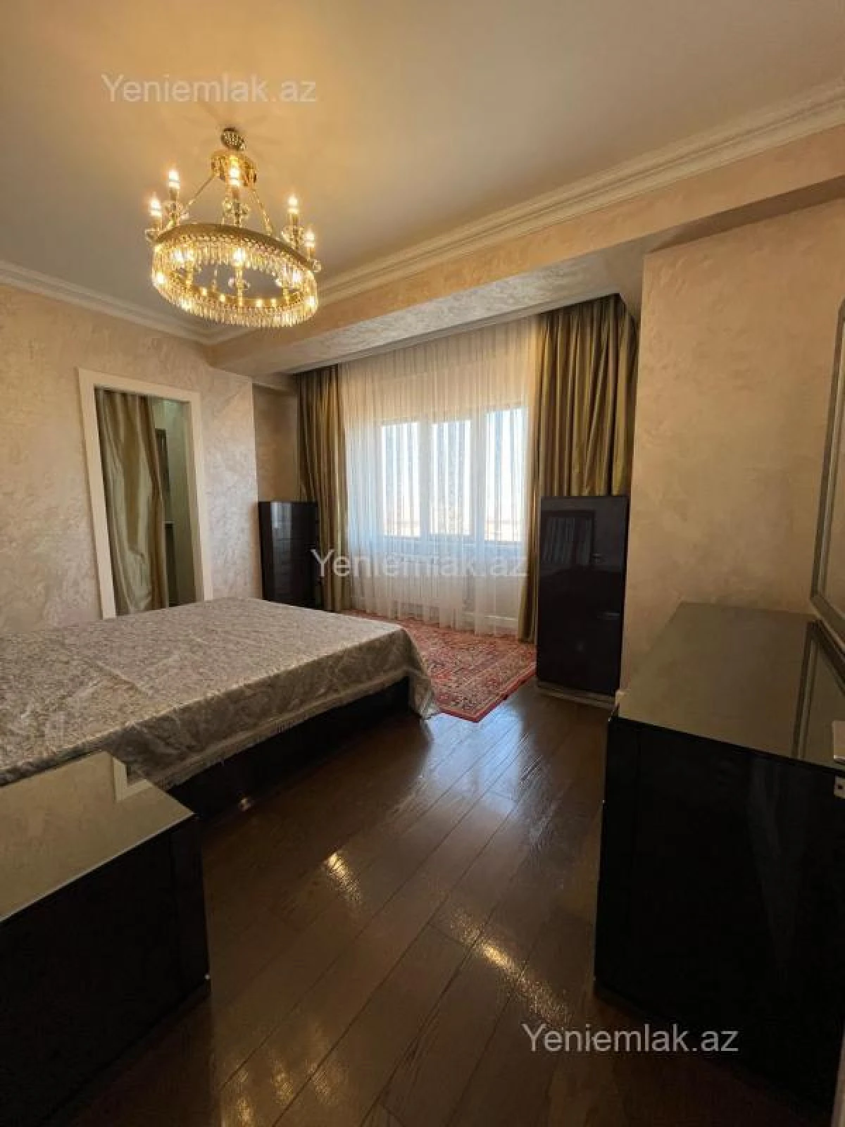 Satılır 3 otaqlı yeni tikili 150 m²