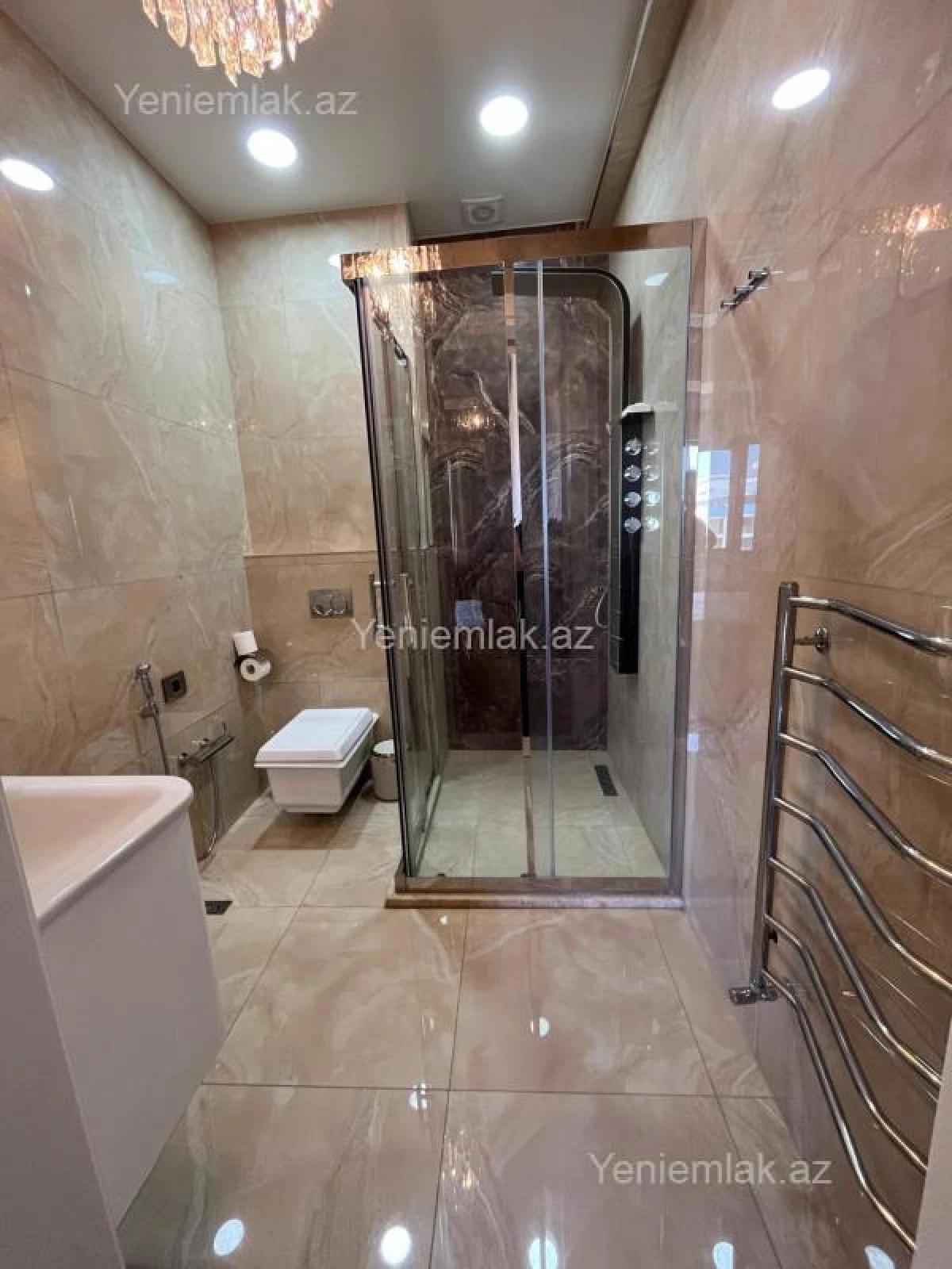 Satılır 3 otaqlı yeni tikili 150 m²