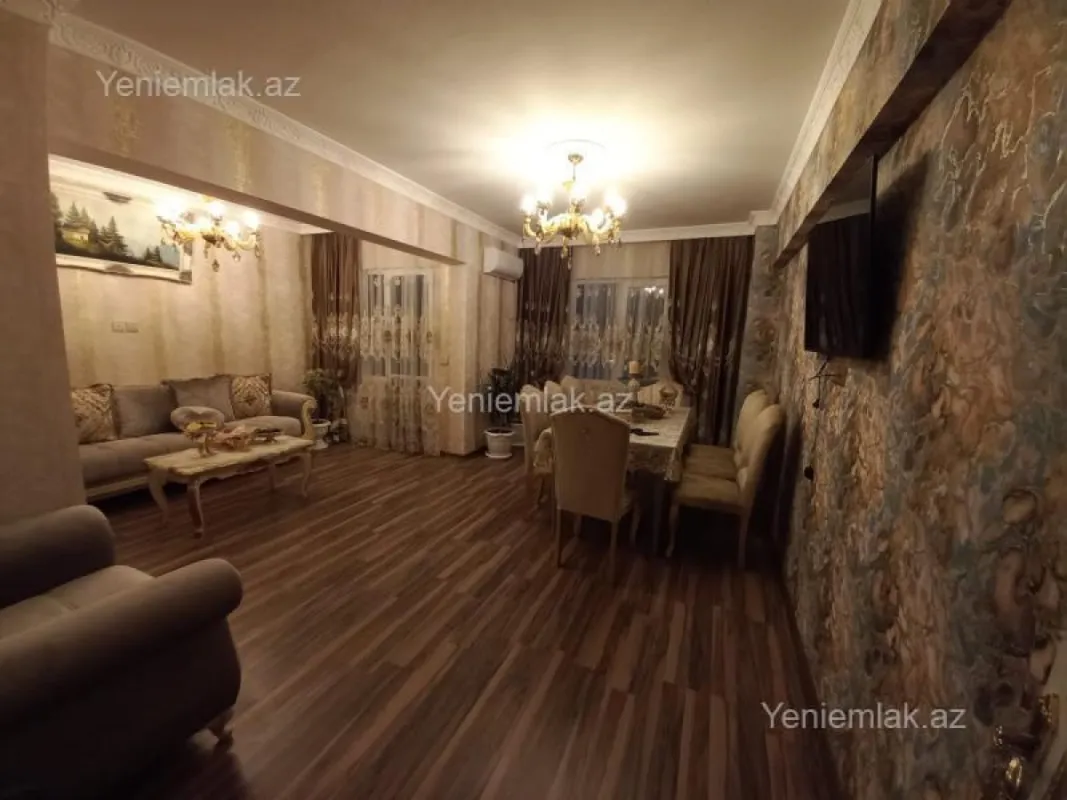 Satılır 3 otaqlı yeni tikili 110 m²