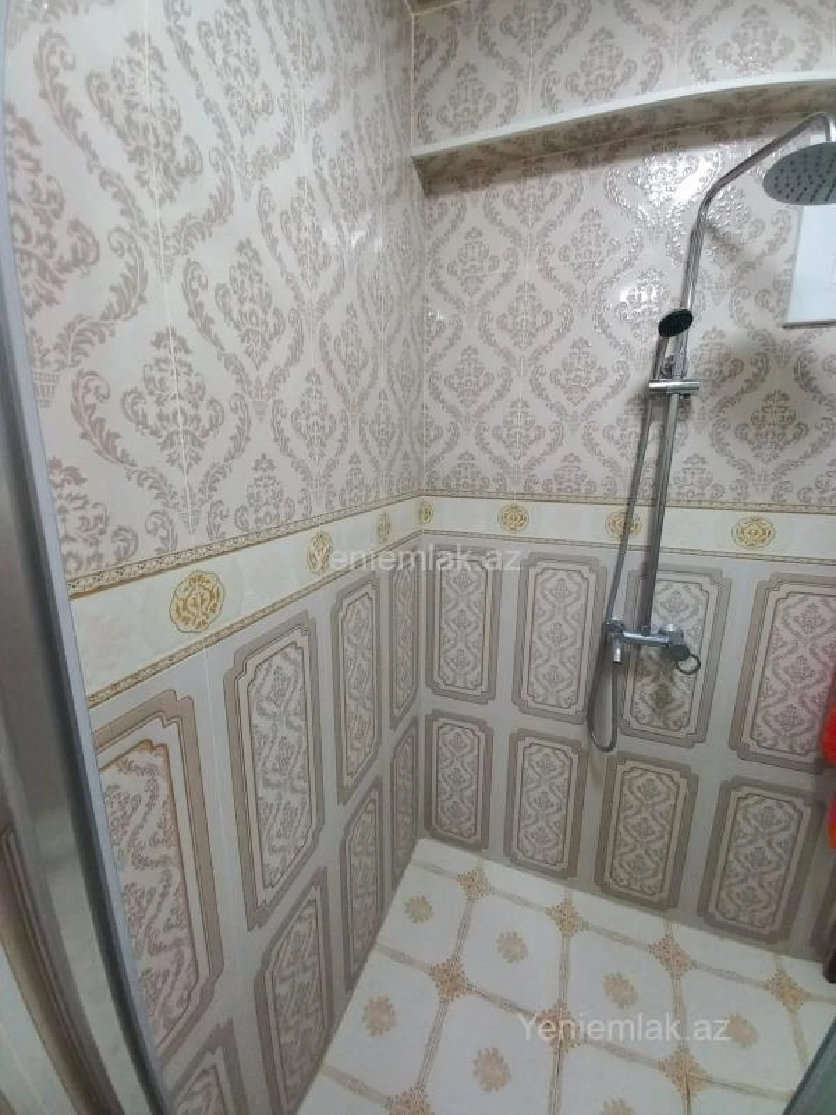 Satılır 3 otaqlı yeni tikili 110 m²