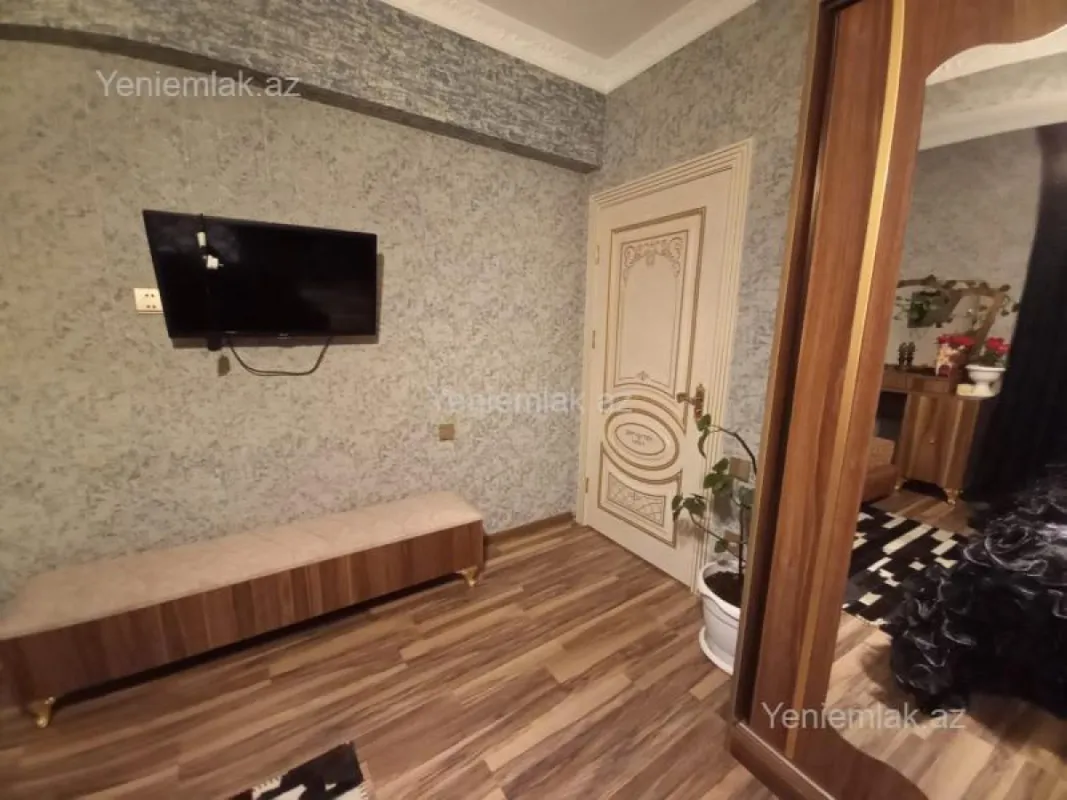 Satılır 3 otaqlı yeni tikili 110 m²