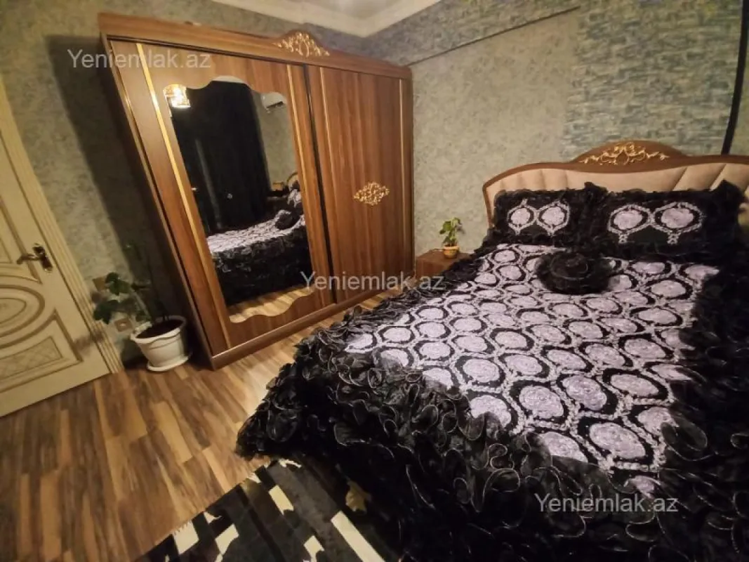 Satılır 3 otaqlı yeni tikili 110 m²