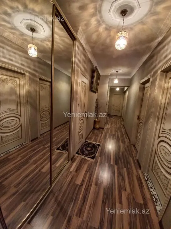 Satılır 3 otaqlı yeni tikili 110 m²