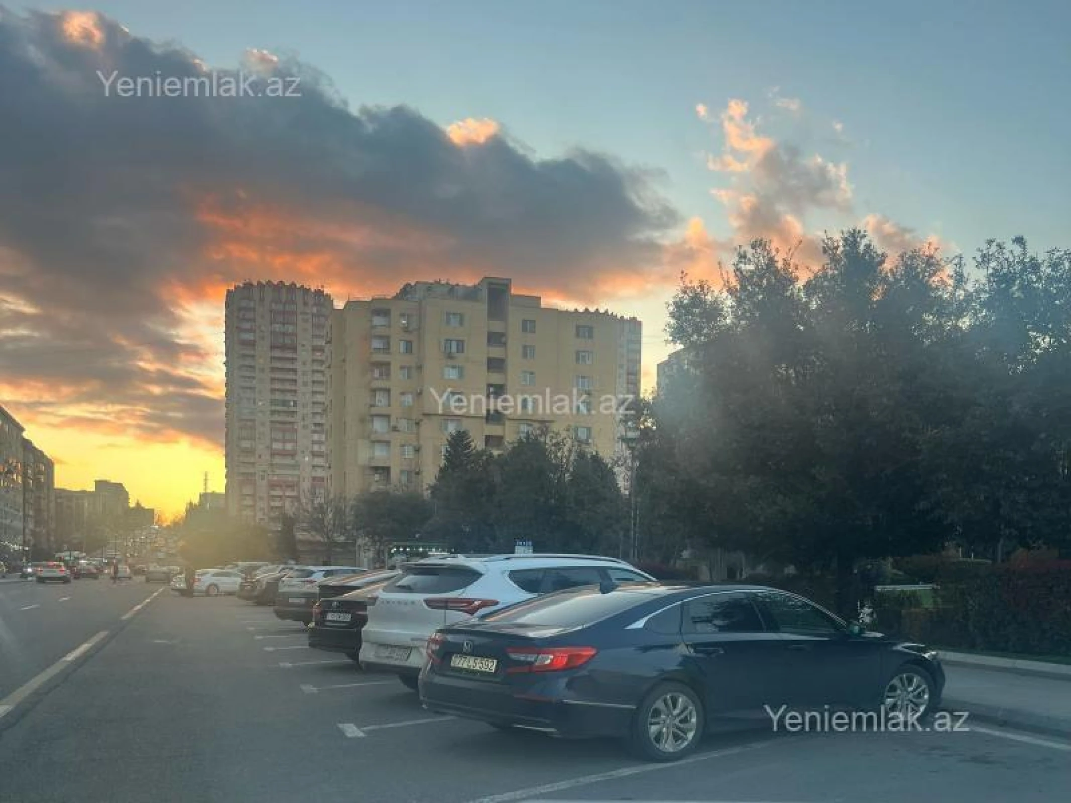 Satılır 3 otaqlı yeni tikili 110 m²