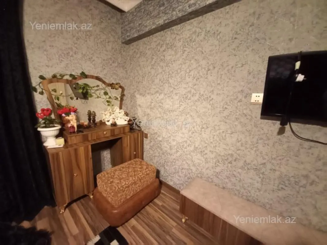 Satılır 3 otaqlı yeni tikili 110 m²