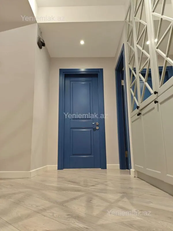 Satılır 3 otaqlı yeni tikili 112 m²