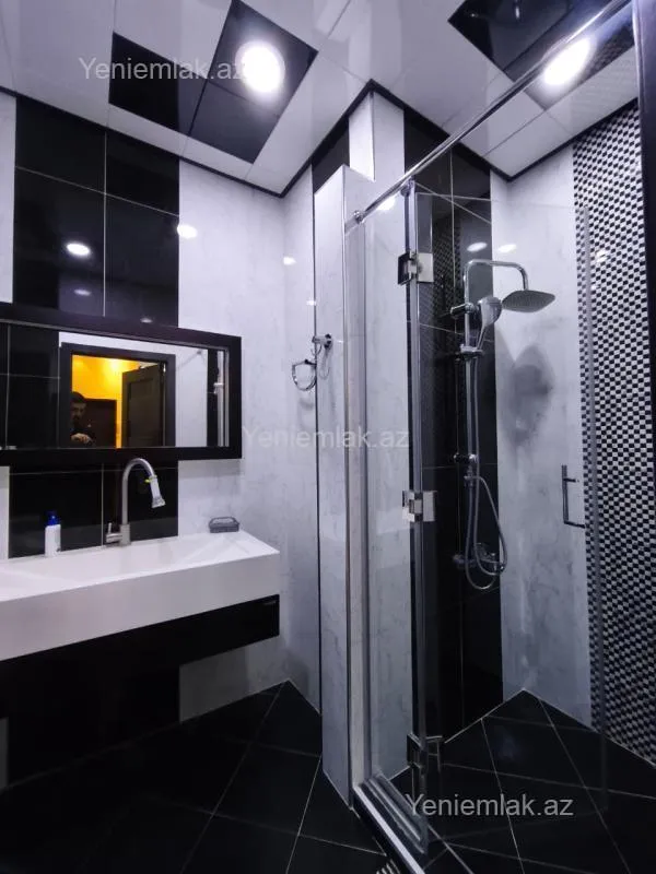 Satılır 3 otaqlı yeni tikili 120 m²