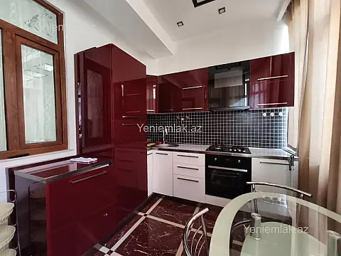 Satılır 3 otaqlı yeni tikili 120 m²