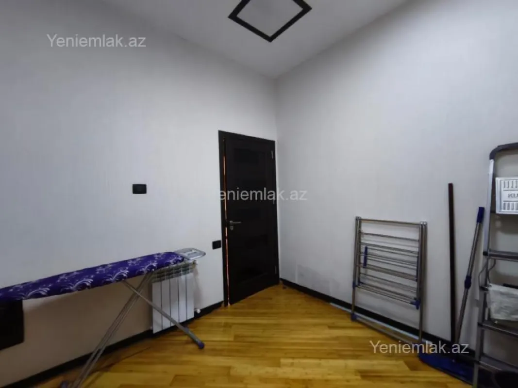 Satılır 3 otaqlı yeni tikili 120 m²