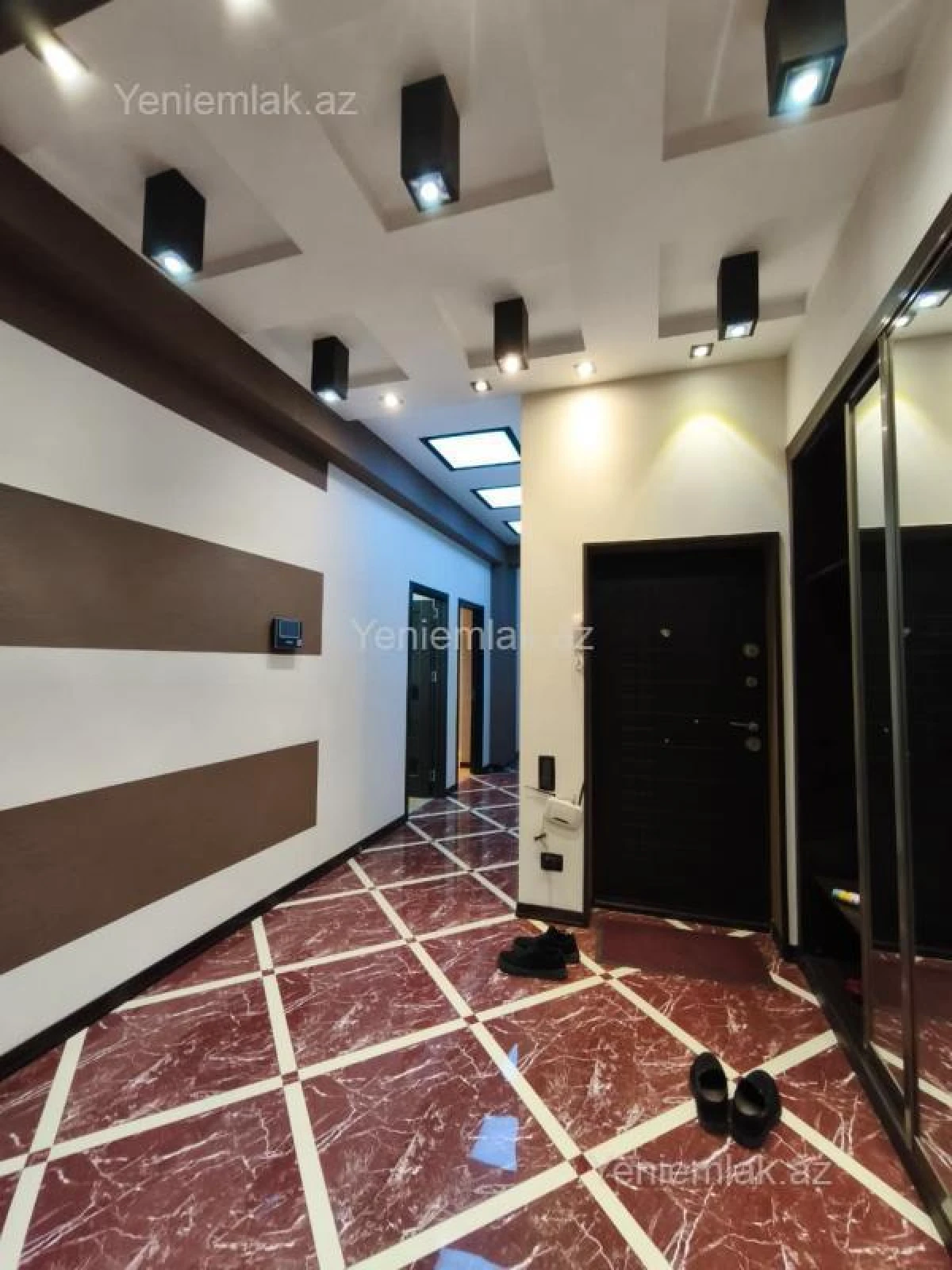 Satılır 3 otaqlı yeni tikili 120 m²