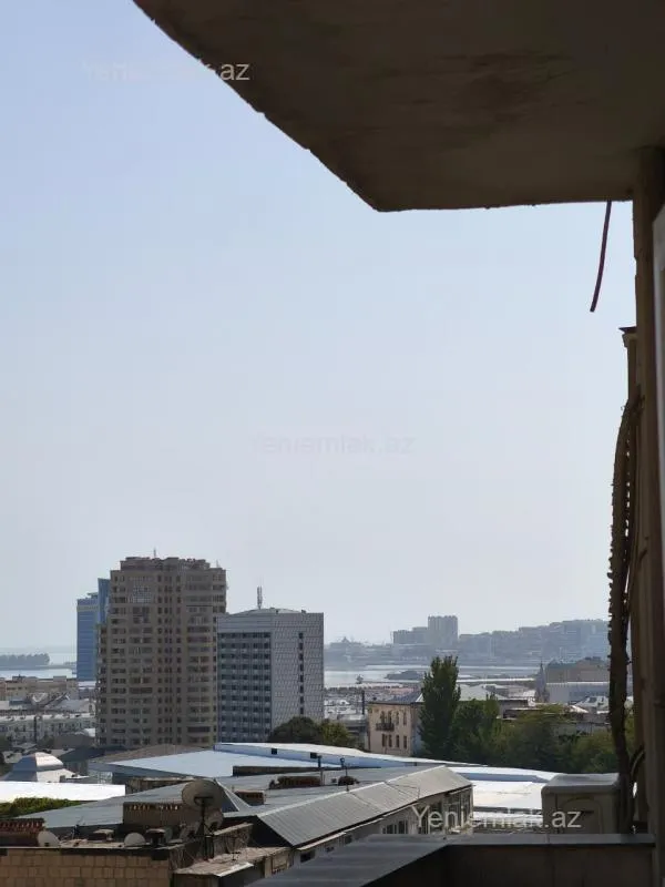 Satılır 3 otaqlı yeni tikili 120 m²