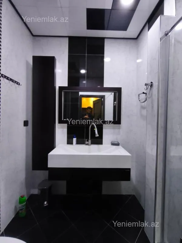 Satılır 3 otaqlı yeni tikili 120 m²