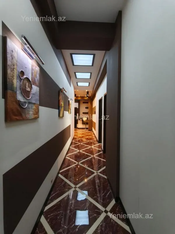 Satılır 3 otaqlı yeni tikili 120 m²