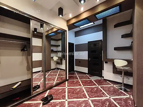 Satılır 3 otaqlı yeni tikili 120 m²