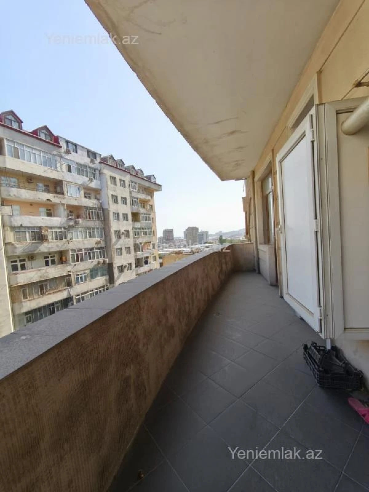 Satılır 3 otaqlı yeni tikili 120 m²