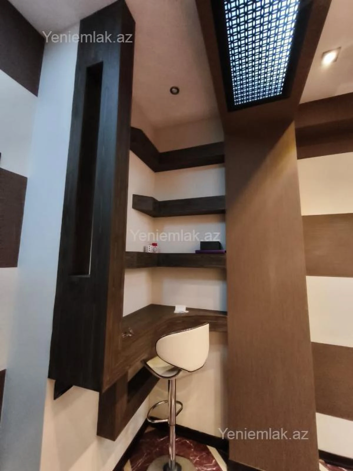 Satılır 3 otaqlı yeni tikili 120 m²