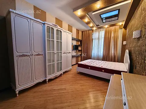 Satılır 3 otaqlı yeni tikili 120 m²