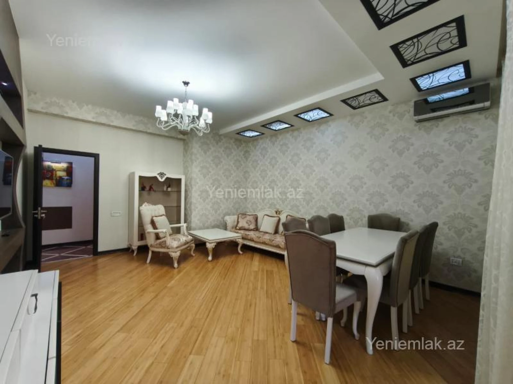 Satılır 3 otaqlı yeni tikili 120 m²
