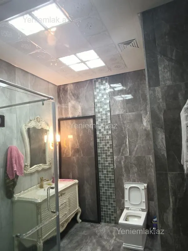 Satılır 2 otaqlı yeni tikili 68 m²