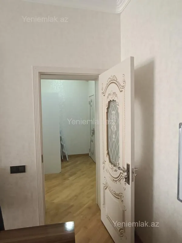 Satılır 2 otaqlı yeni tikili 68 m²