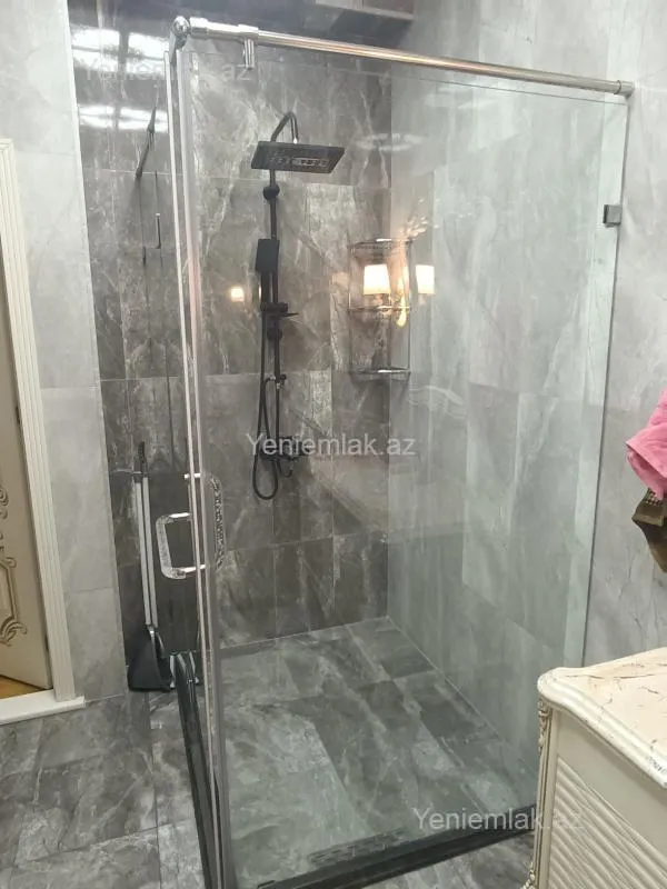 Satılır 2 otaqlı yeni tikili 68 m²