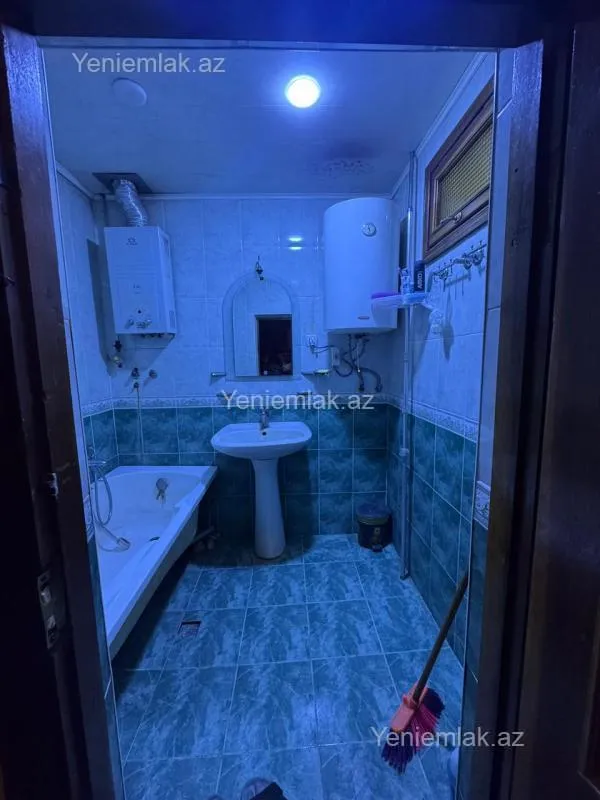Satılır 3 otaqlı köhnə tikili 70 m²