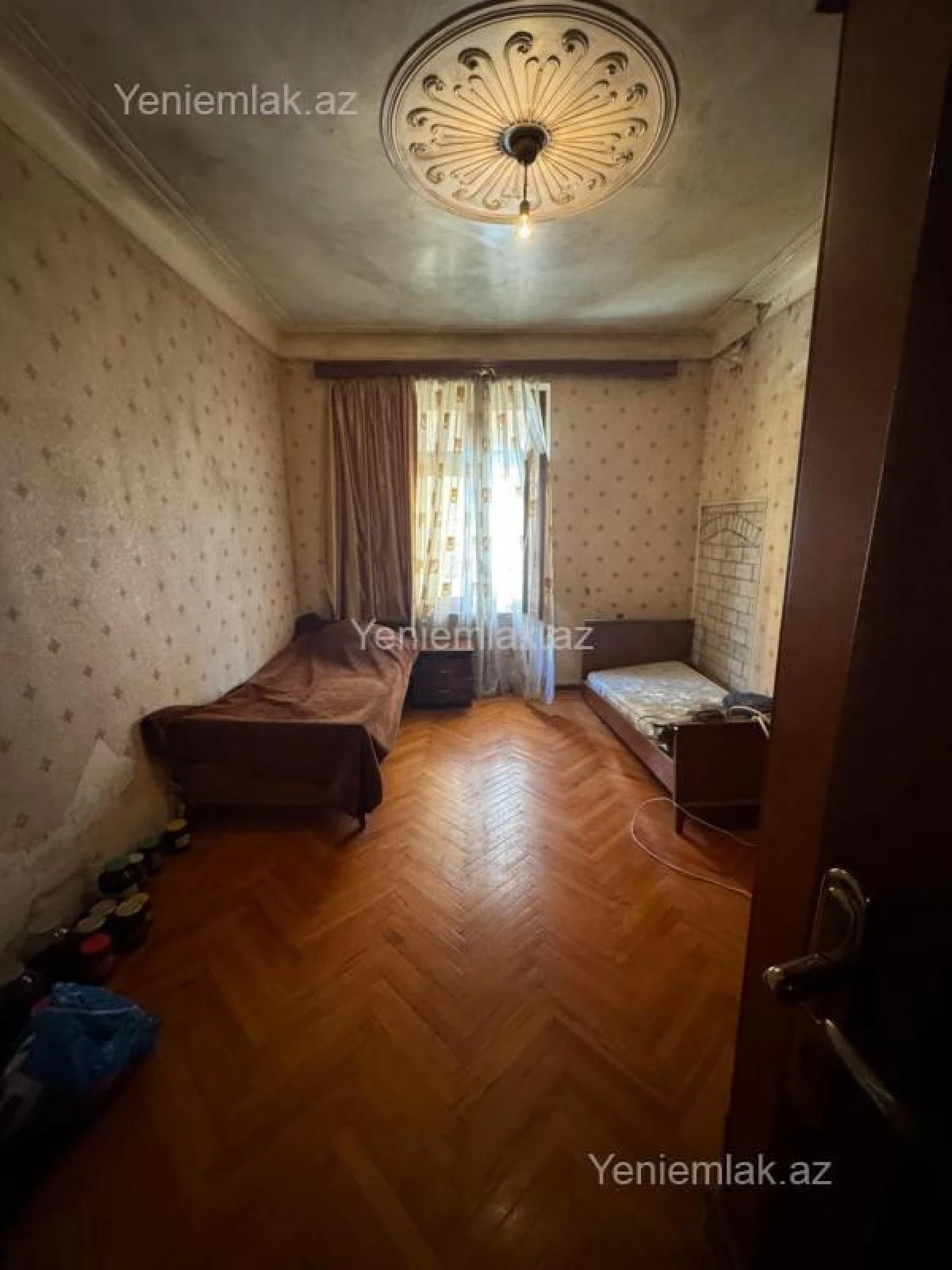 Satılır 3 otaqlı köhnə tikili 70 m²
