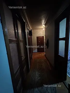 Satılır 3 otaqlı köhnə tikili 70 m²