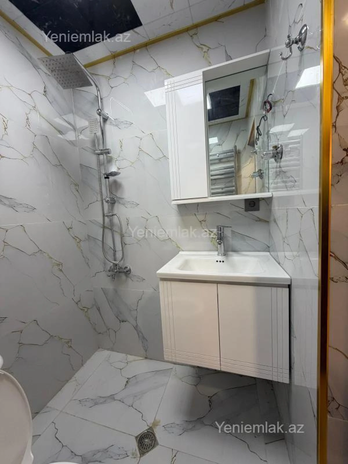 Satılır 2 otaqlı yeni tikili 45 m²